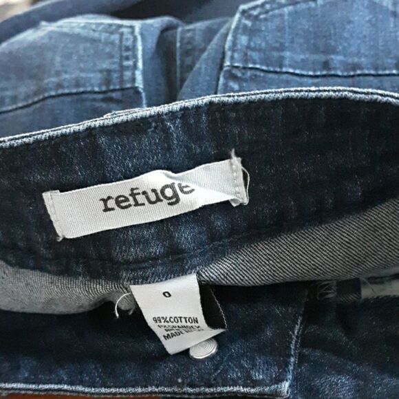 Distress Refuge blue jeans - Picture 7 of 8